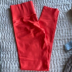 NWOT Carbon38 Takara Coral High Rise Leggings